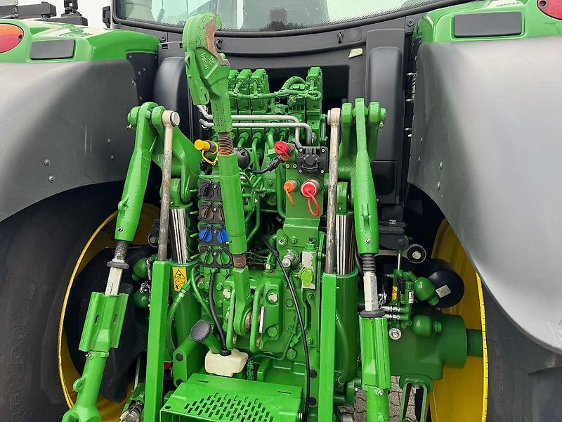 John Deere 6R195 AP 50KM COMMAND-PRO G5-PLUS 2024 1560 UUR!!! - Máy cày: hình 4 John Deere 6R195 AP 50KM COMMAND-PRO G5-PLUS 2024 1560 UUR!!! - Máy cày: hình 4