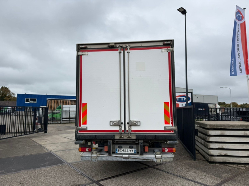 Renault D210.14 Frigobox Multitemp + Taillift THERMO KING T800R - Xe tải đông lạnh: hình 4 Renault D210.14 Frigobox Multitemp + Taillift THERMO KING T800R - Xe tải đông lạnh: hình 4