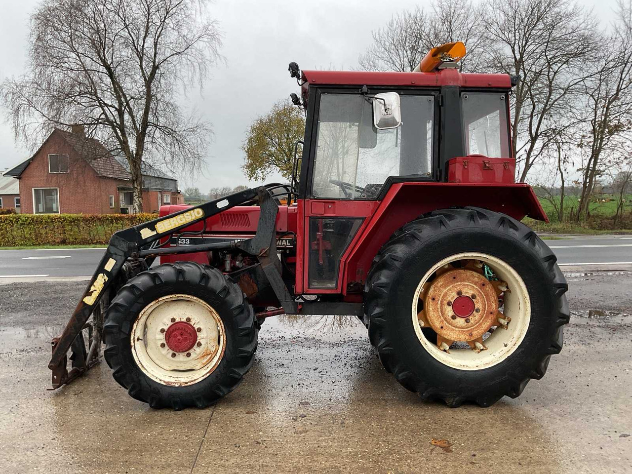 1984 - CASE IH - 633 - ALL-WHEEL DRIVE FARM TRACTOR - Máy cày: hình 5 1984 - CASE IH - 633 - ALL-WHEEL DRIVE FARM TRACTOR - Máy cày: hình 5