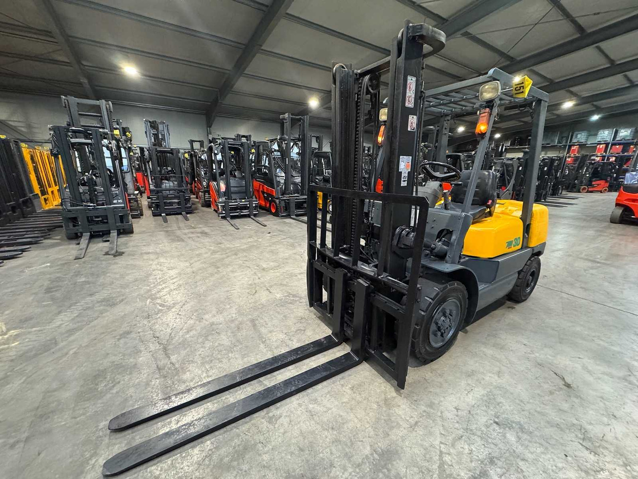 1992 SERVICE IN 415 HOURS TCM FG30N5 3,000KG GAS FORKLIFT FORKLIFT NISSAN ENGINE - Xe nâng: hình 2 1992 SERVICE IN 415 HOURS TCM FG30N5 3,000KG GAS FORKLIFT FORKLIFT NISSAN ENGINE - Xe nâng: hình 2
