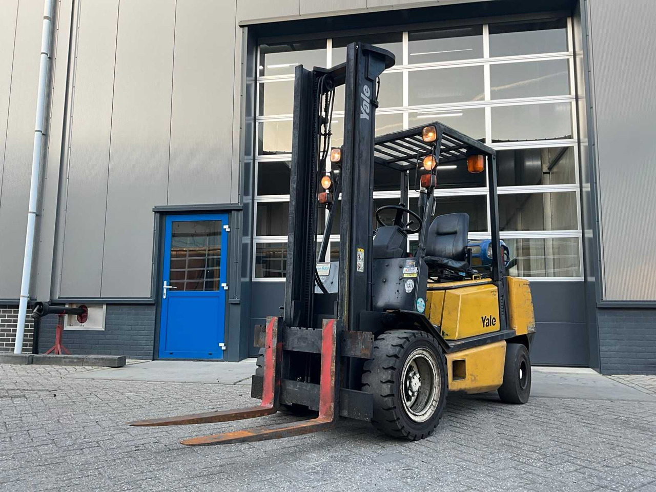 1993 YALE GLP 30 TE FORKLIFT - Xe nâng: hình 3 1993 YALE GLP 30 TE FORKLIFT - Xe nâng: hình 3
