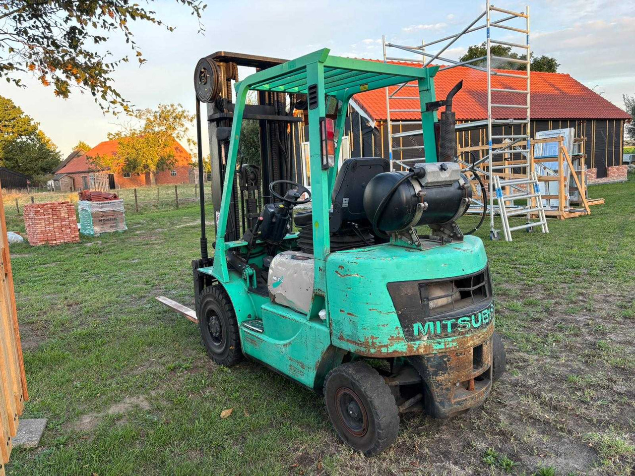 1997 MITSUBISHI FG20 - FORKLIFT - Xe nâng: hình 4 1997 MITSUBISHI FG20 - FORKLIFT - Xe nâng: hình 4