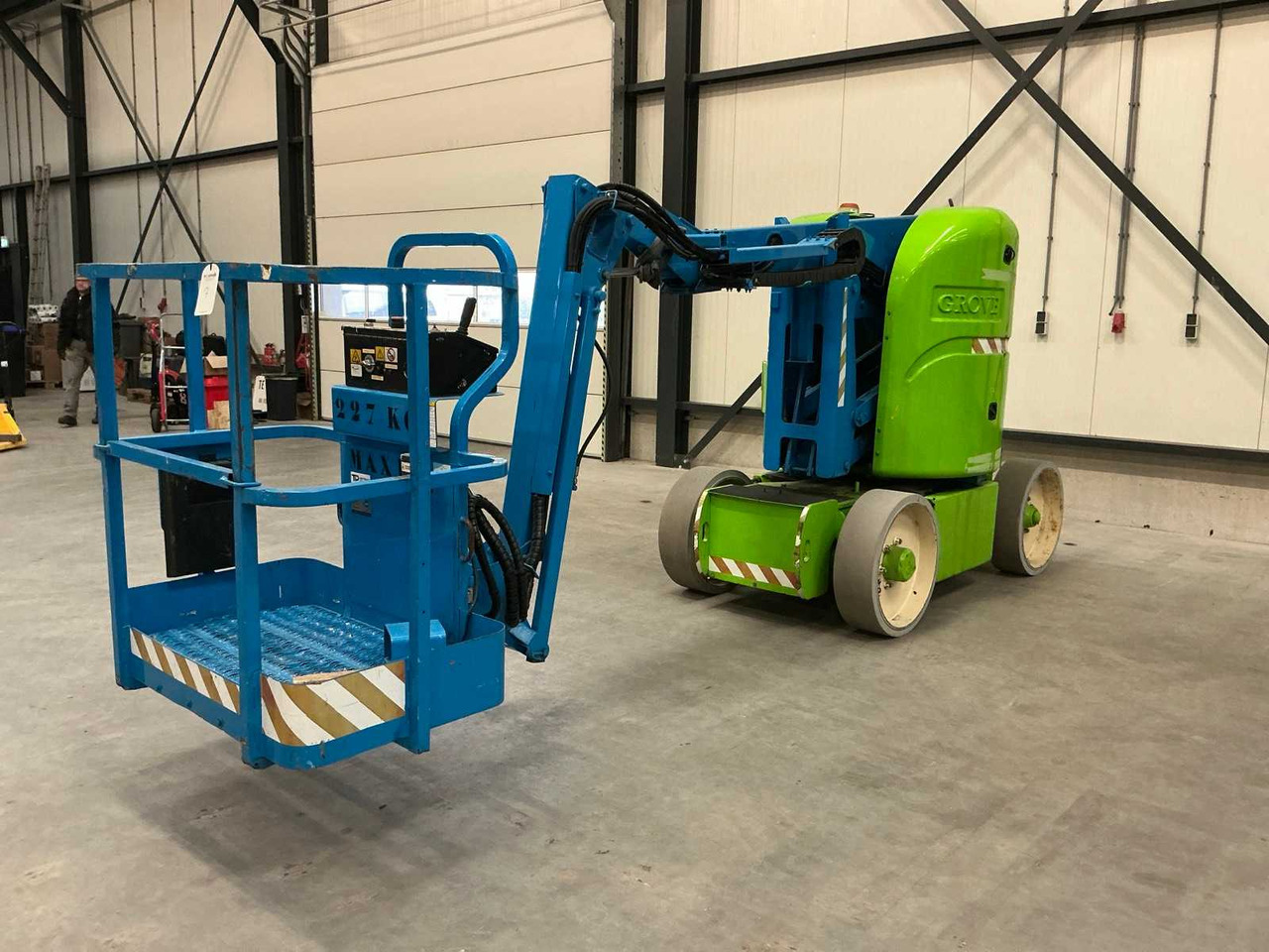 1999 GROVE AMZ 30 NEU AERIAL PLATFORM - Nền bục trên không: hình 3 1999 GROVE AMZ 30 NEU AERIAL PLATFORM - Nền bục trên không: hình 3