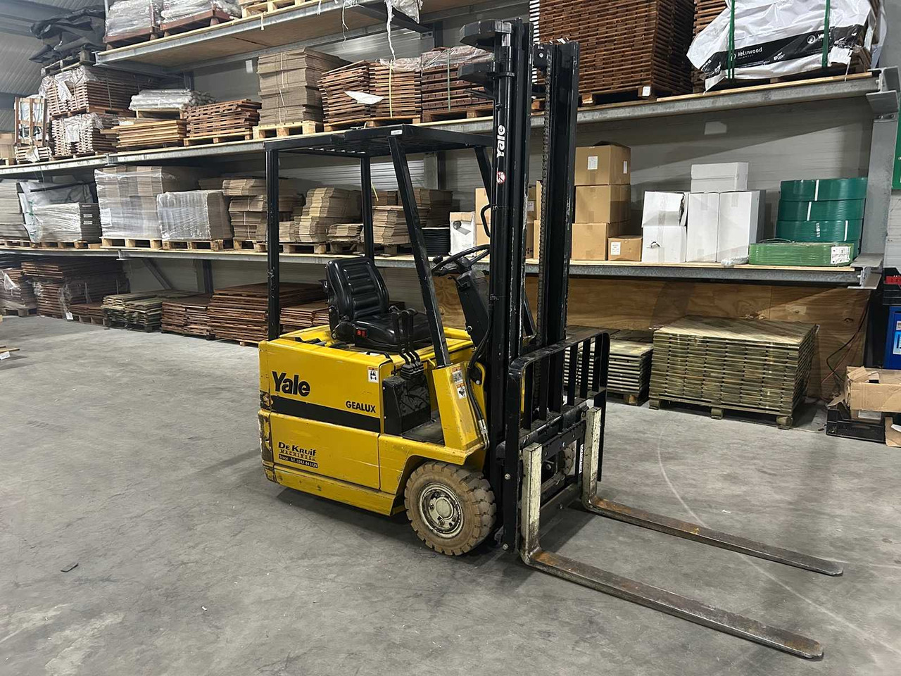 2000 YALE ERP15 RCF FORKLIFT - Xe nâng: hình 1 2000 YALE ERP15 RCF FORKLIFT - Xe nâng: hình 1