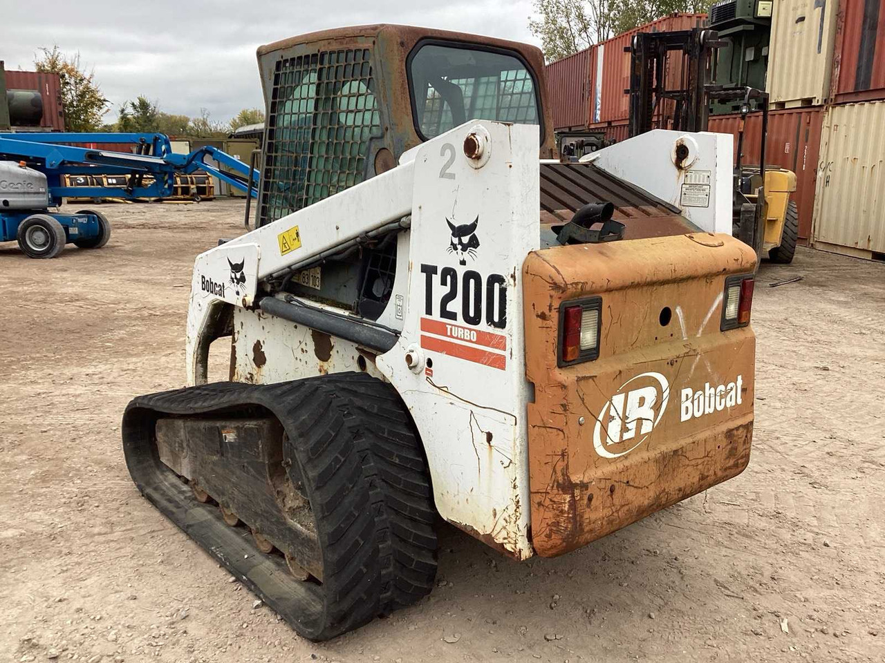 2001 BOBCAT T 200 SKID STEER LOADER - Máy xúc lật mini bánh xích: hình 4 2001 BOBCAT T 200 SKID STEER LOADER - Máy xúc lật mini bánh xích: hình 4