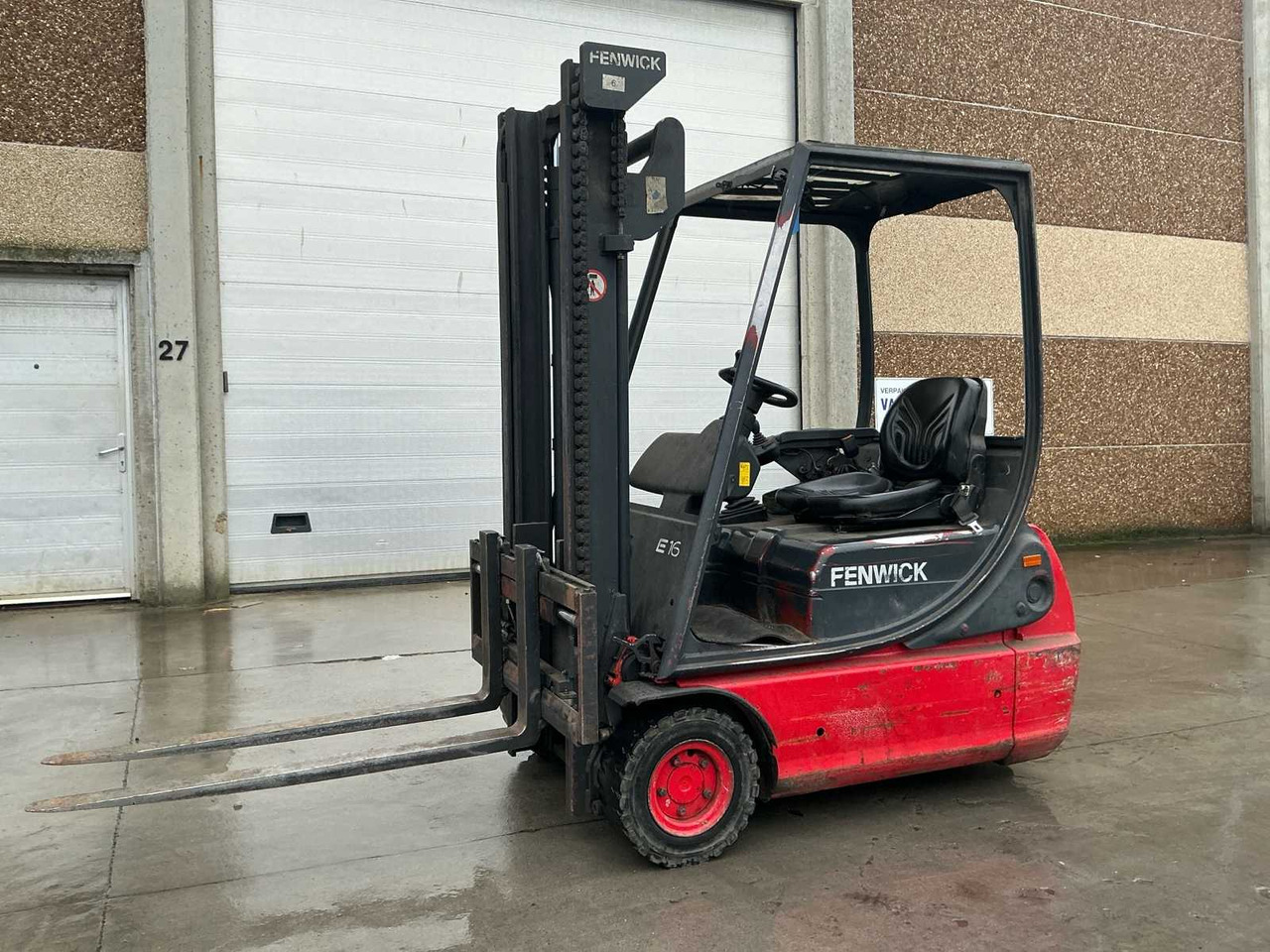 2001 LINDE E16C-02 FORKLIFT - Xe nâng: hình 1 2001 LINDE E16C-02 FORKLIFT - Xe nâng: hình 1