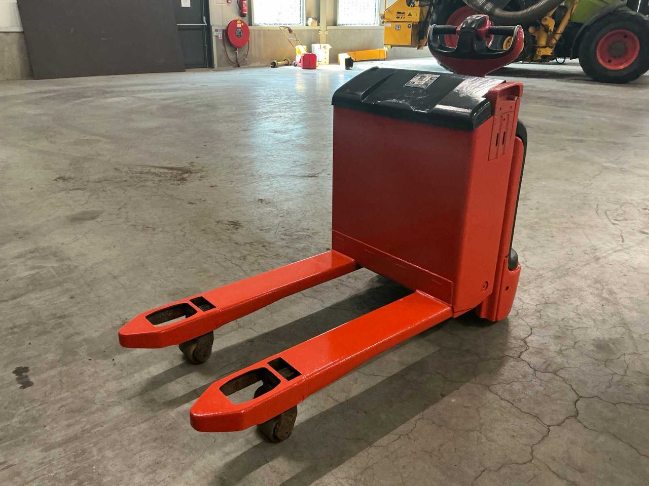 2005 LINDE T16 PUMP TRUCK - Xe nâng: hình 4 2005 LINDE T16 PUMP TRUCK - Xe nâng: hình 4