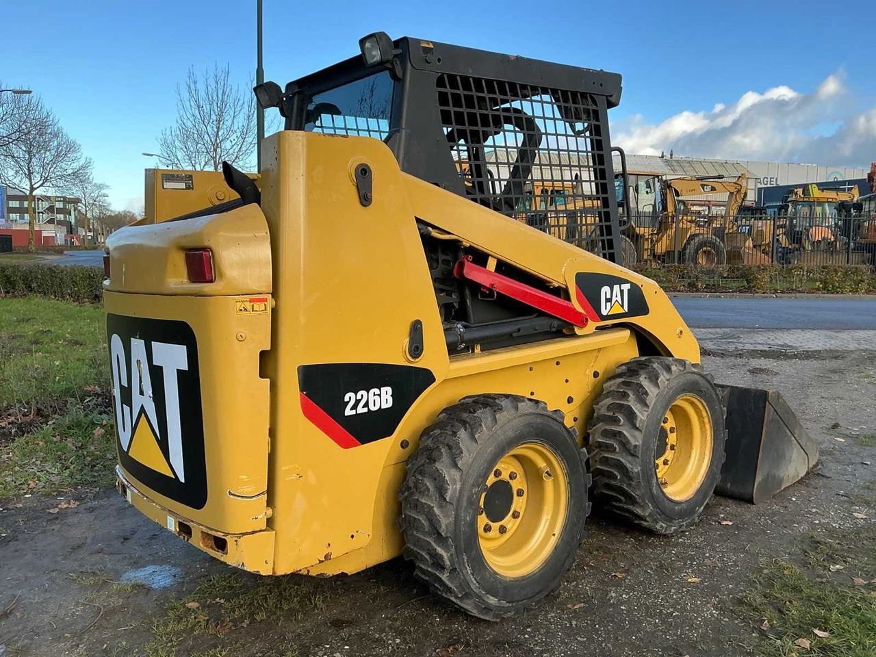 2006 CAT 216B SKID STEER LOADER - Máy xúc lật mini bánh xích: hình 5 2006 CAT 216B SKID STEER LOADER - Máy xúc lật mini bánh xích: hình 5