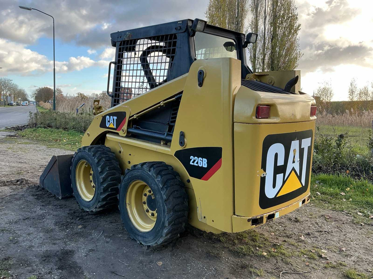 2006 CAT 216B SKID STEER LOADER - Máy xúc lật mini bánh xích: hình 3 2006 CAT 216B SKID STEER LOADER - Máy xúc lật mini bánh xích: hình 3