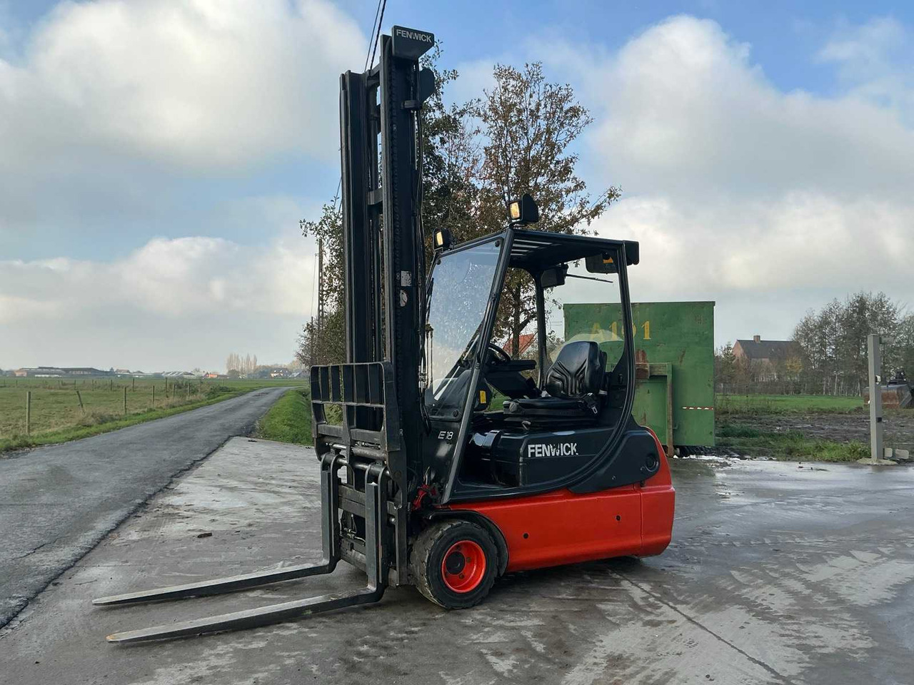 2006 LINDE-FENWICK E18C-02 FORKLIFT - Xe nâng: hình 1 2006 LINDE-FENWICK E18C-02 FORKLIFT - Xe nâng: hình 1