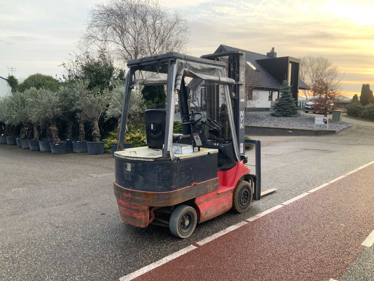 Xe nâng 2007 NYK FB15P FORKLIFT: hình 6 Xe nâng 2007 NYK FB15P FORKLIFT: hình 6