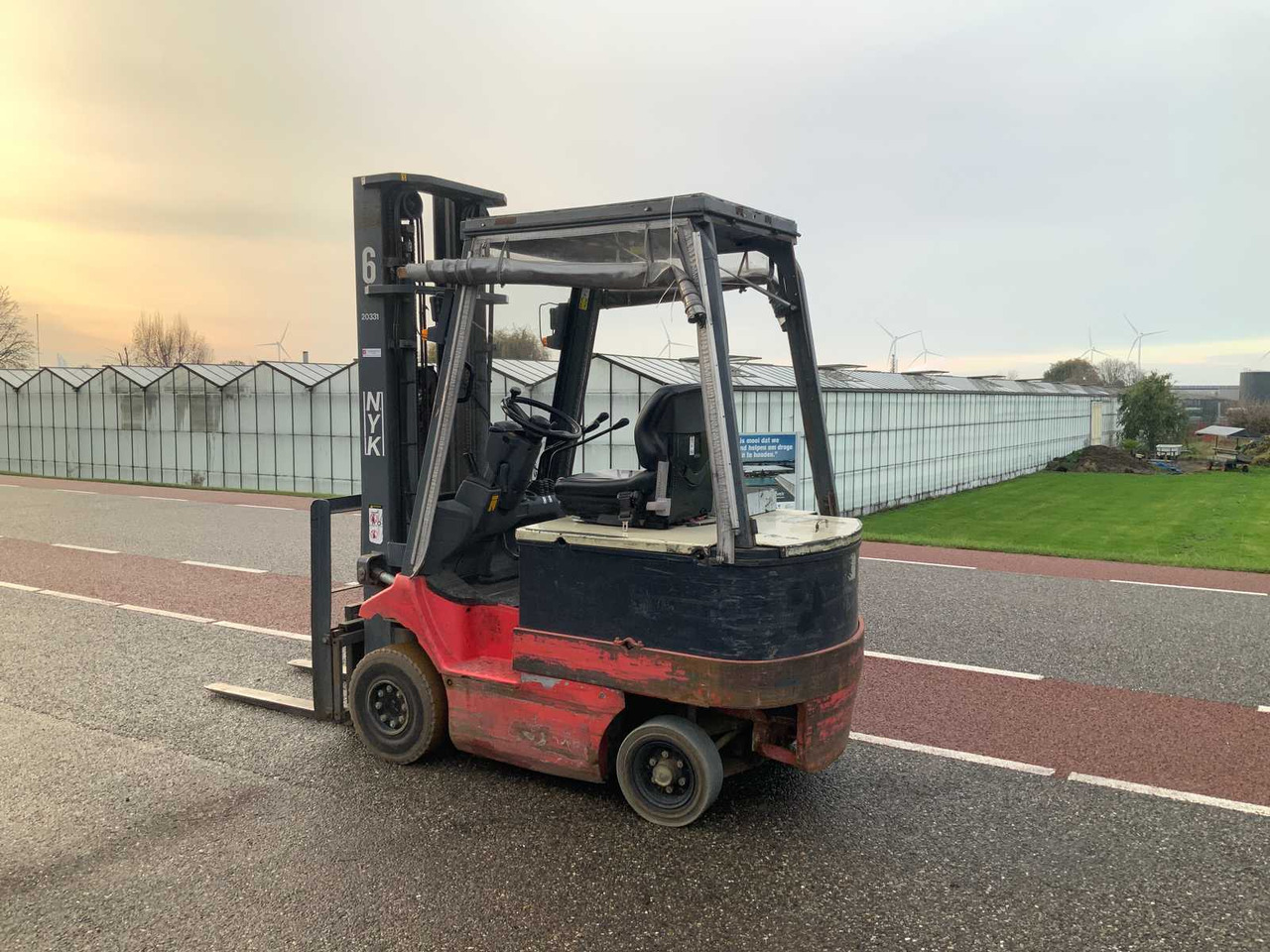 Xe nâng 2007 NYK FB15P FORKLIFT: hình 8 Xe nâng 2007 NYK FB15P FORKLIFT: hình 8