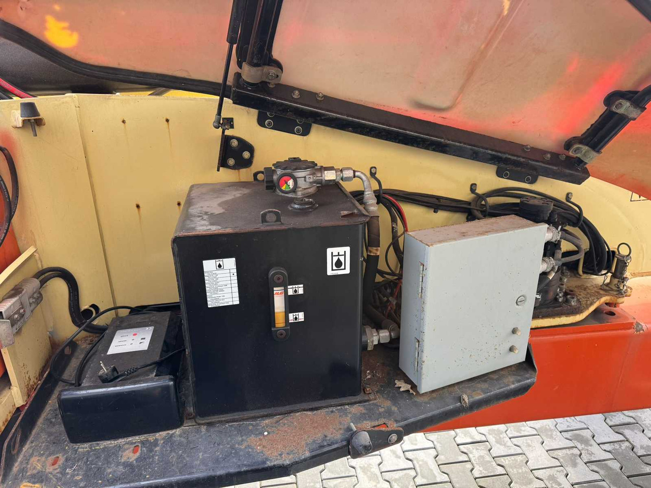 Nền bục trên không 2008 JLG 600JP AERIAL WORK PLATFORM: hình 25