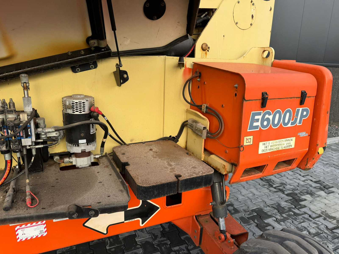 Nền bục trên không 2008 JLG 600JP AERIAL WORK PLATFORM: hình 12