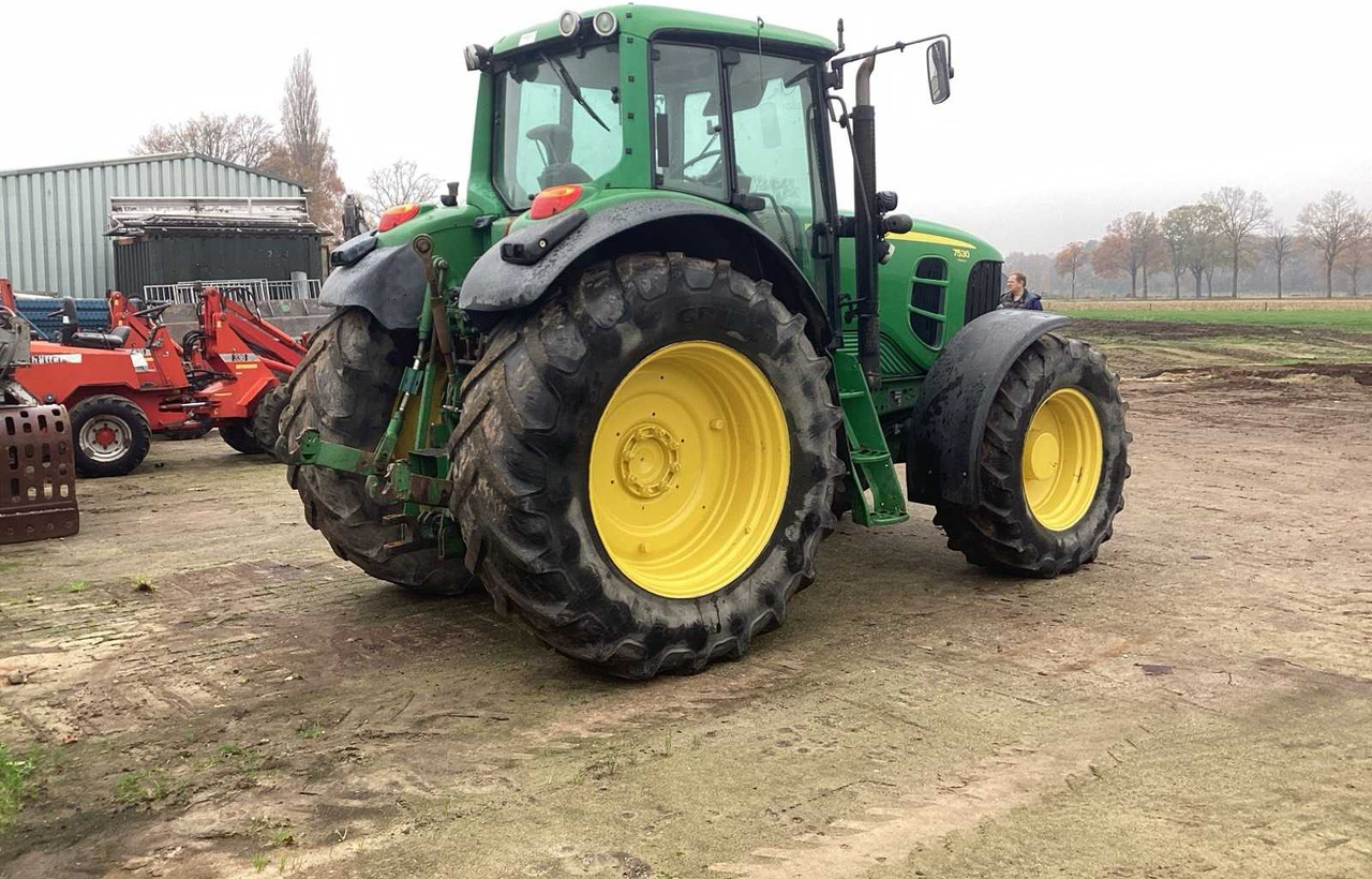 2008 JOHN DEERE 7530 PREMIUM FOUR WHEEL DRIVE FARM TRACTOR - Máy cày: hình 3 2008 JOHN DEERE 7530 PREMIUM FOUR WHEEL DRIVE FARM TRACTOR - Máy cày: hình 3