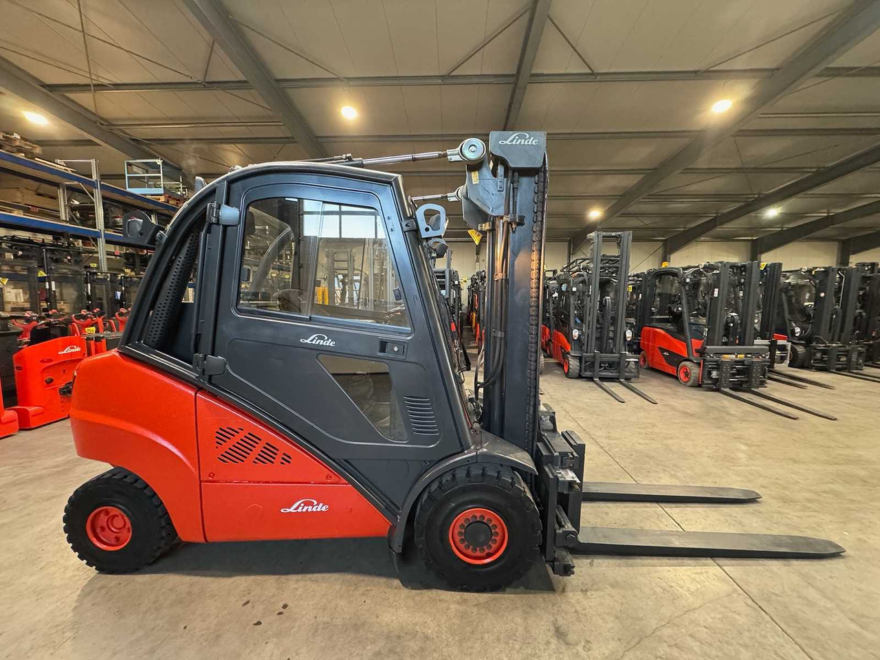2008 SERVICE + UVV 01/2026 LINDE H35T 3.500KG 3.+4. VALVE WIDER 148CM FORK ADJUSTER GAS FORKLIFT FORKLIFT 10.543 HOURS - Xe nâng: hình 5 2008 SERVICE + UVV 01/2026 LINDE H35T 3.500KG 3.+4. VALVE WIDER 148CM FORK ADJUSTER GAS FORKLIFT FORKLIFT 10.543 HOURS - Xe nâng: hình 5