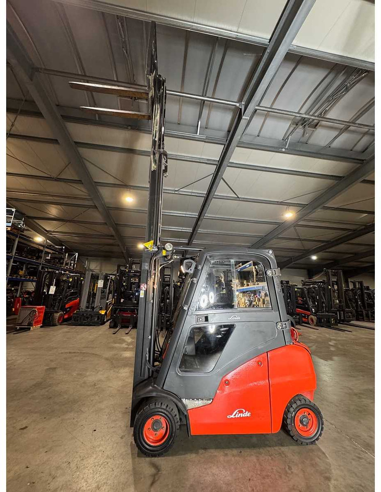 2008 SERVICE + UVV 10/2026 LINDE H20T 2,000KG TRIPLEX GAS FORKLIFT FORKLIFT 11,735 HOURS - Xe nâng: hình 3 2008 SERVICE + UVV 10/2026 LINDE H20T 2,000KG TRIPLEX GAS FORKLIFT FORKLIFT 11,735 HOURS - Xe nâng: hình 3