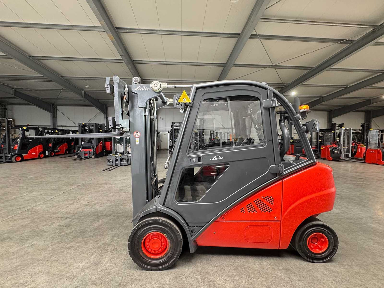 2010 S+UVV 06/26 LINDE H30D 3.+4.VALVE TRIPLEX 466CM DIESEL FORKLIFT 12.073 HOURS - Xe nâng: hình 2 2010 S+UVV 06/26 LINDE H30D 3.+4.VALVE TRIPLEX 466CM DIESEL FORKLIFT 12.073 HOURS - Xe nâng: hình 2
