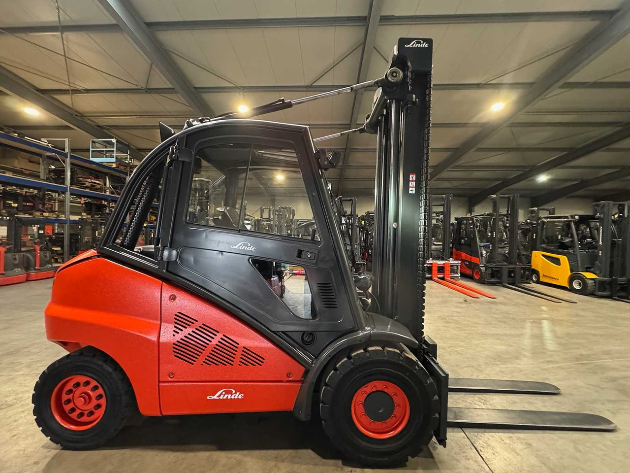 2011 LINDE H50D 5.000KG 3.+4TH VALVE DIESEL FORKLIFT FORKLIFT - Xe nâng: hình 5 2011 LINDE H50D 5.000KG 3.+4TH VALVE DIESEL FORKLIFT FORKLIFT - Xe nâng: hình 5