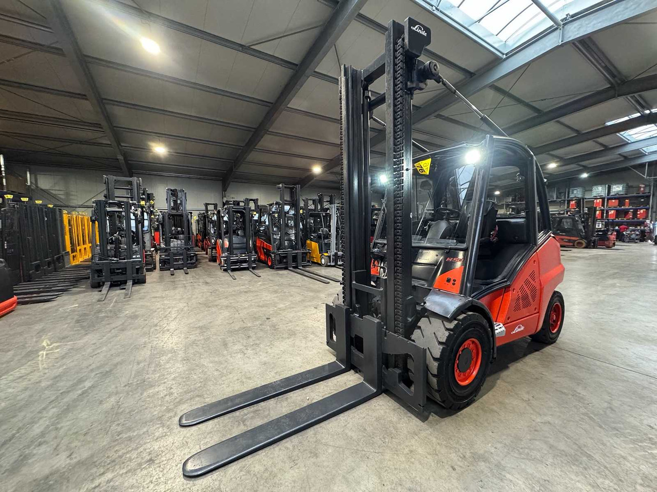 2011 LINDE H50D 5.000KG 3.+4TH VALVE DIESEL FORKLIFT FORKLIFT - Xe nâng: hình 2 2011 LINDE H50D 5.000KG 3.+4TH VALVE DIESEL FORKLIFT FORKLIFT - Xe nâng: hình 2
