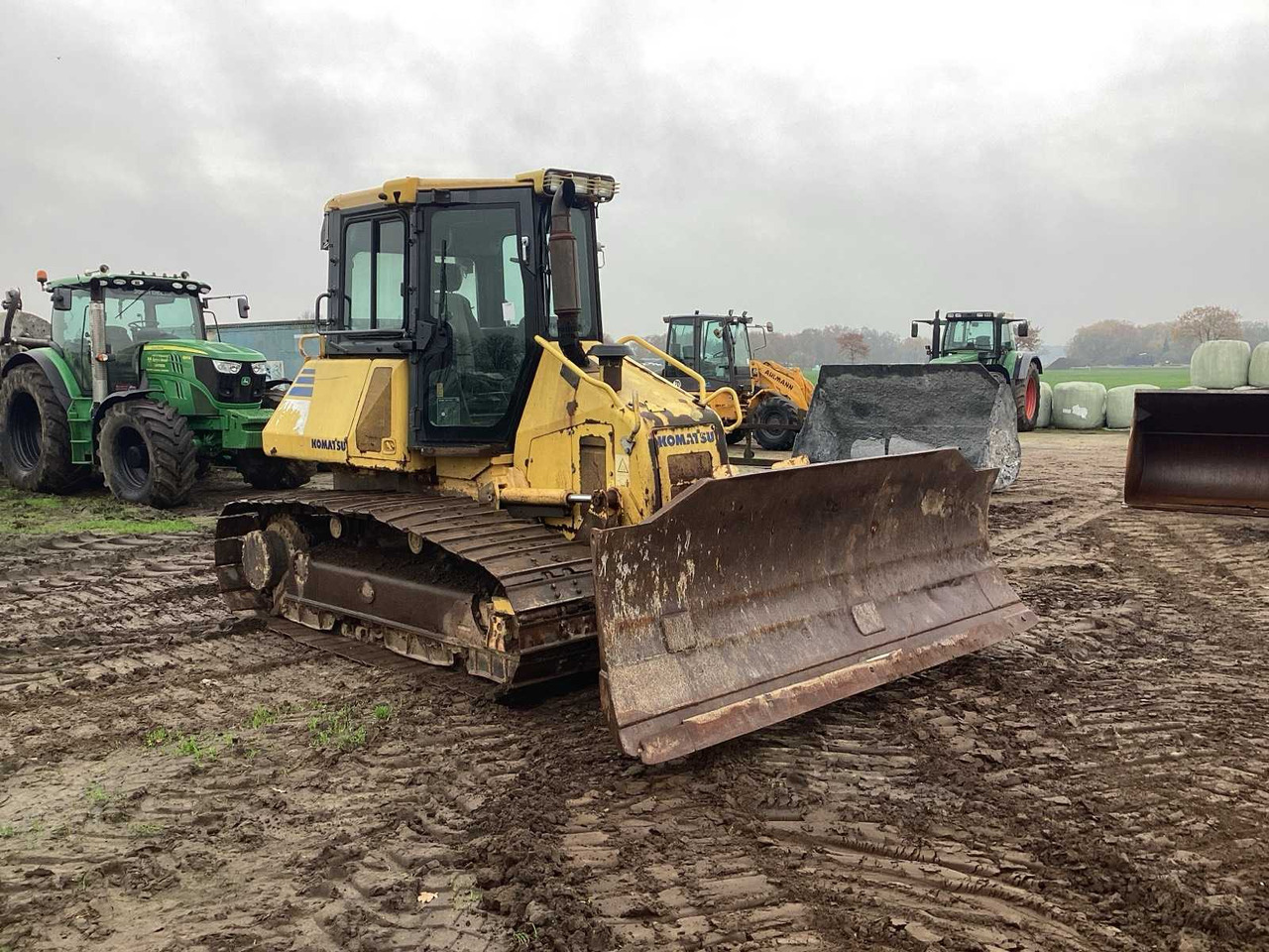 2012 KOMATSU D51PX-22 BULLDOZER - Máy ủi: hình 2 2012 KOMATSU D51PX-22 BULLDOZER - Máy ủi: hình 2