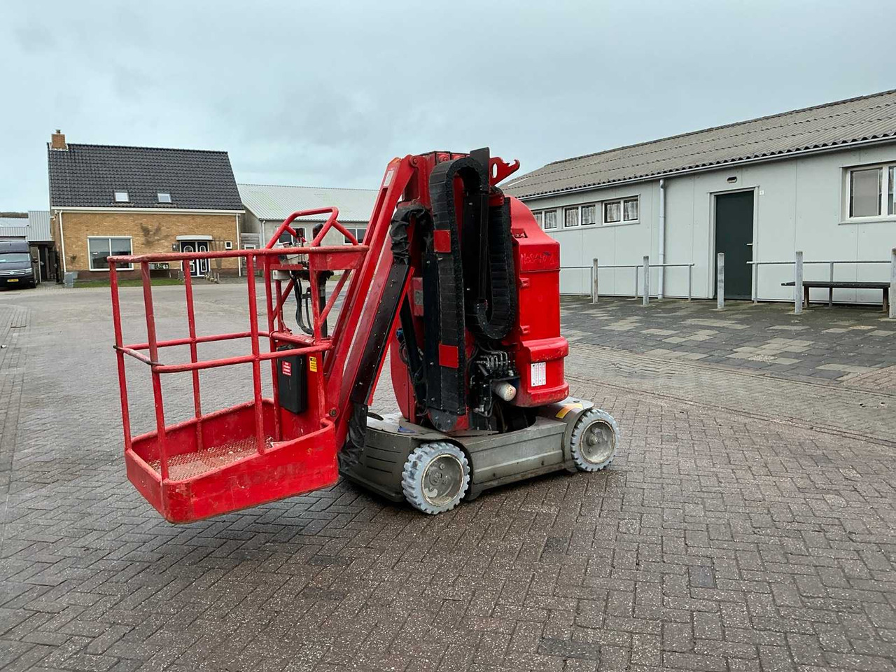 2015 ATN PIAF 880R AERIAL PLATFORM - Nền bục trên không: hình 2 2015 ATN PIAF 880R AERIAL PLATFORM - Nền bục trên không: hình 2