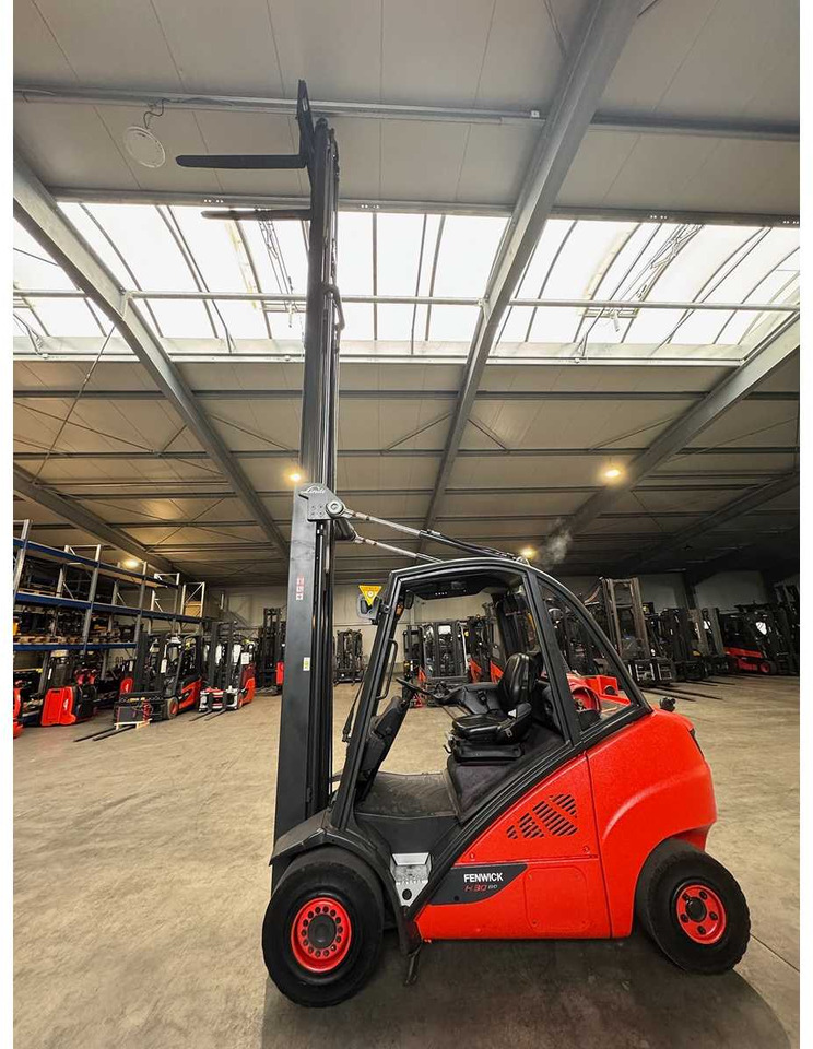 2015 SERVICE + UVV 09/2026 LINDE H30T 3,000KG TRIPLEX 645CM GAS FORKLIFT FORKLIFT 4,066 HOURS - Xe nâng: hình 3 2015 SERVICE + UVV 09/2026 LINDE H30T 3,000KG TRIPLEX 645CM GAS FORKLIFT FORKLIFT 4,066 HOURS - Xe nâng: hình 3