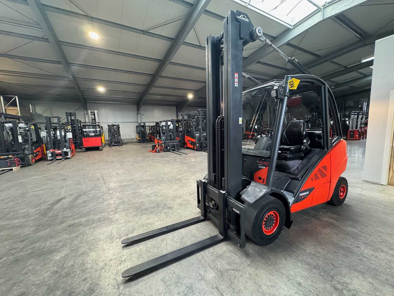 2015 SERVICE + UVV 09/2026 LINDE H30T 3,000KG TRIPLEX 645CM GAS FORKLIFT FORKLIFT 4,066 HOURS - Xe nâng: hình 1 2015 SERVICE + UVV 09/2026 LINDE H30T 3,000KG TRIPLEX 645CM GAS FORKLIFT FORKLIFT 4,066 HOURS - Xe nâng: hình 1