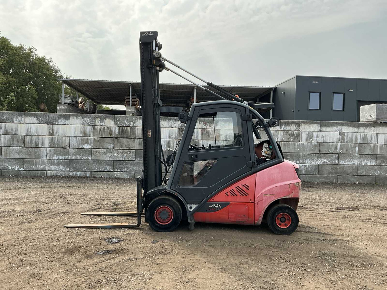 2016 LINDE H30 FORKLIFT - Xe nâng: hình 2 2016 LINDE H30 FORKLIFT - Xe nâng: hình 2