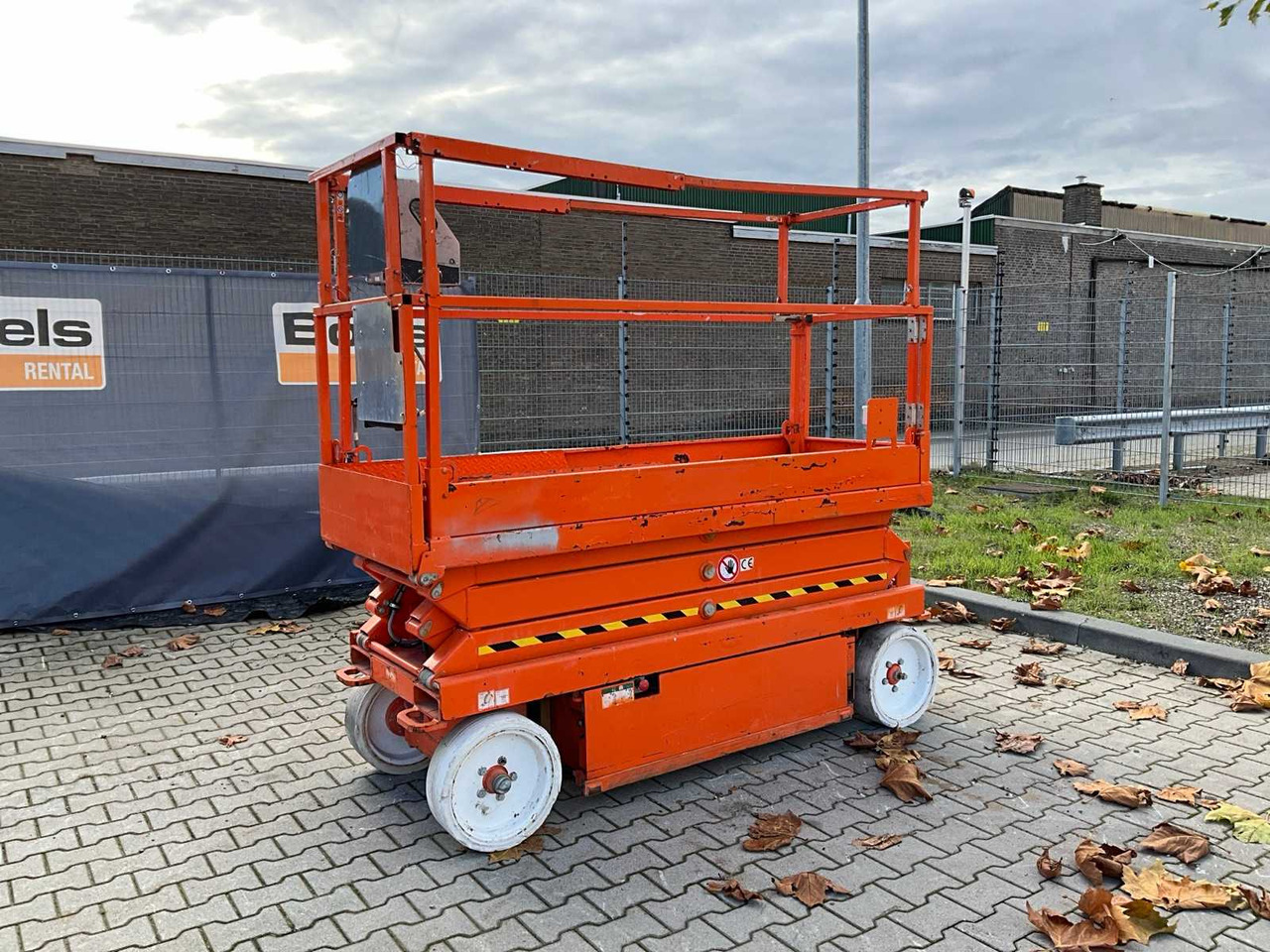 2016 SKYJACK SJ III 3220 AERIAL WORK PLATFORM - Nền bục trên không: hình 4 2016 SKYJACK SJ III 3220 AERIAL WORK PLATFORM - Nền bục trên không: hình 4