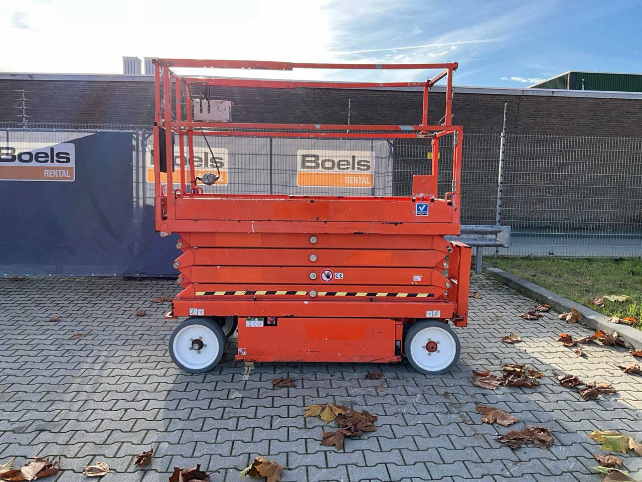 2016 SKYJACK SJ III 3226 AERIAL PLATFORM - Nền bục trên không: hình 3 2016 SKYJACK SJ III 3226 AERIAL PLATFORM - Nền bục trên không: hình 3