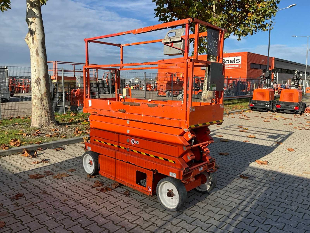 Nền bục trên không 2016 SKYJACK SJ III 3226 AERIAL PLATFORM: hình 6 Nền bục trên không 2016 SKYJACK SJ III 3226 AERIAL PLATFORM: hình 6