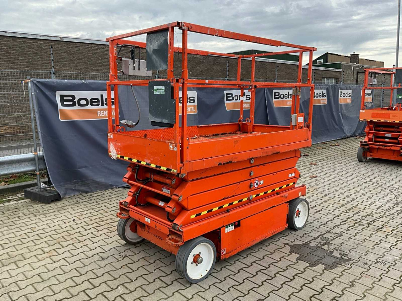 2016 SKYJACK SJ III 4626 AERIAL PLATFORM - Nền bục trên không: hình 2 2016 SKYJACK SJ III 4626 AERIAL PLATFORM - Nền bục trên không: hình 2