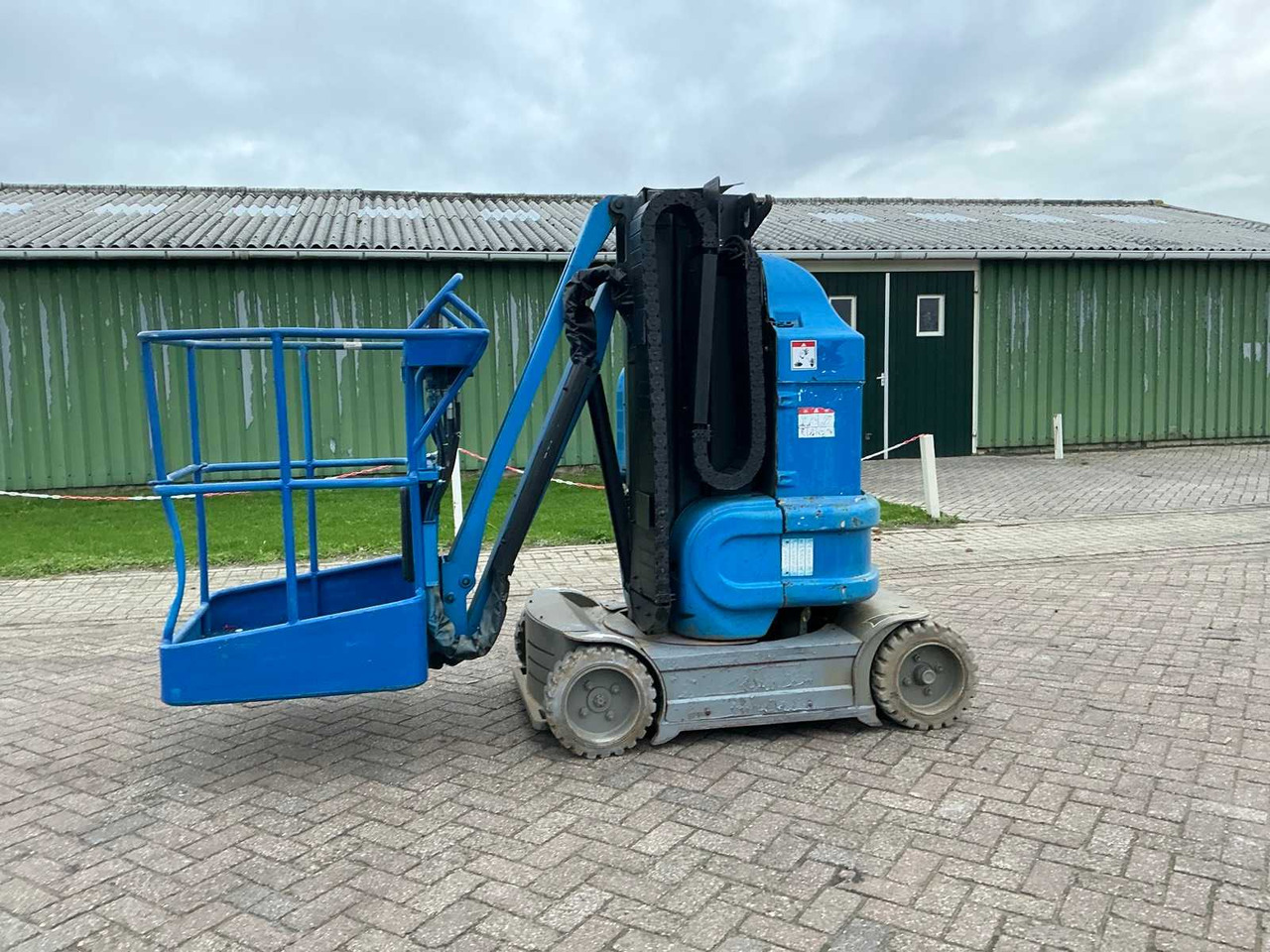 2017 ATN PIAF 880R AERIAL WORK PLATFORM - Nền bục trên không: hình 2 2017 ATN PIAF 880R AERIAL WORK PLATFORM - Nền bục trên không: hình 2