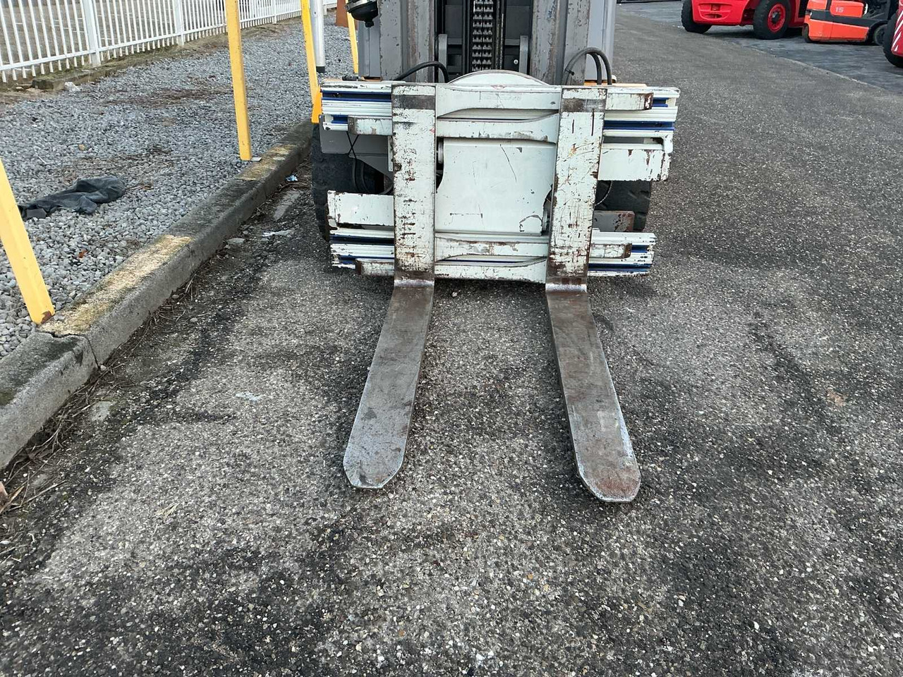 2017 JUNGHEINRICH EFG S40S FORKLIFT TRUCK - Xe nâng: hình 2 2017 JUNGHEINRICH EFG S40S FORKLIFT TRUCK - Xe nâng: hình 2