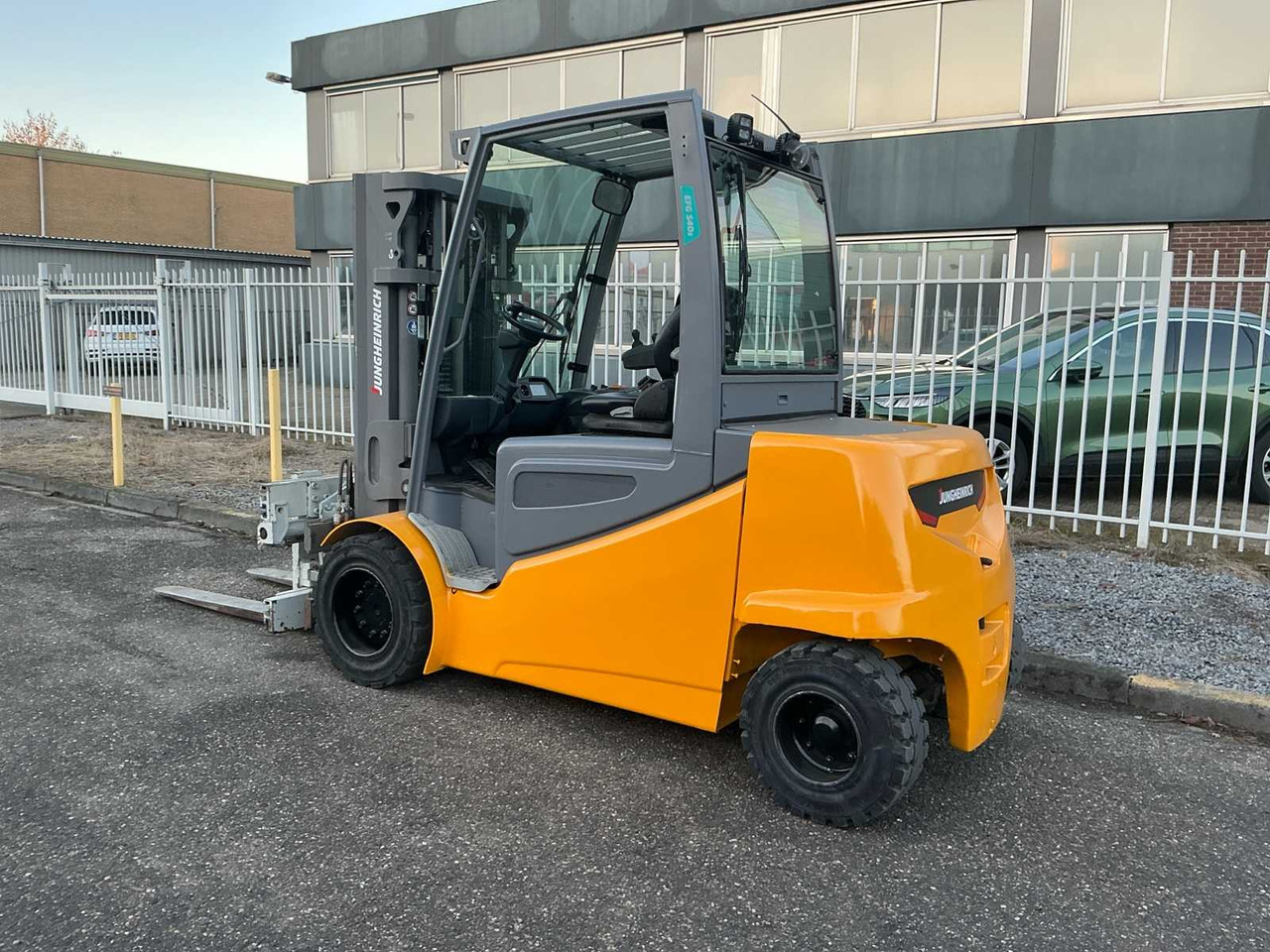 2017 JUNGHEINRICH EFG S40S FORKLIFT TRUCK - Xe nâng: hình 5 2017 JUNGHEINRICH EFG S40S FORKLIFT TRUCK - Xe nâng: hình 5
