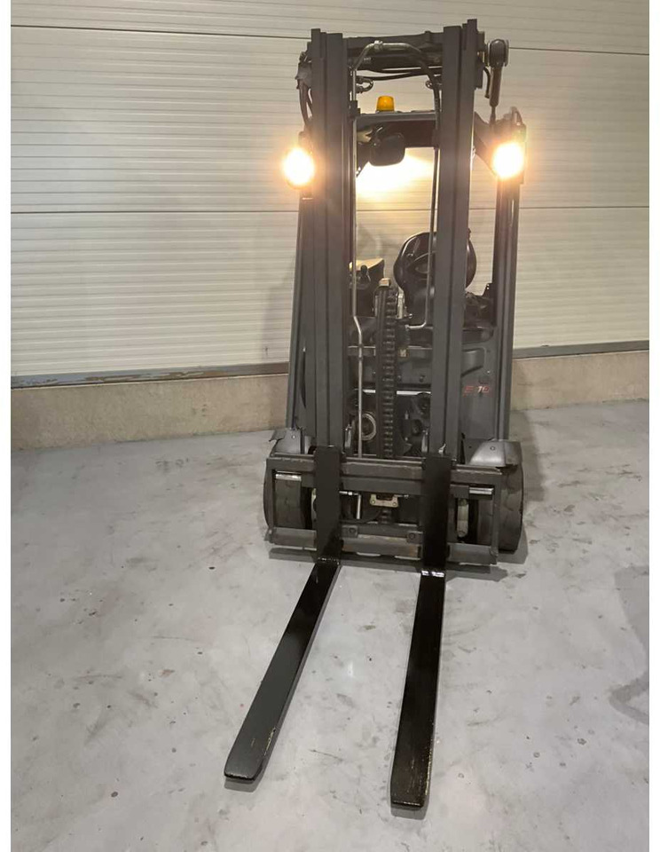 2017 LINDE E18-02 1800KG LI-ION 4171HOUR FORKLIFT - Xe nâng: hình 5 2017 LINDE E18-02 1800KG LI-ION 4171HOUR FORKLIFT - Xe nâng: hình 5