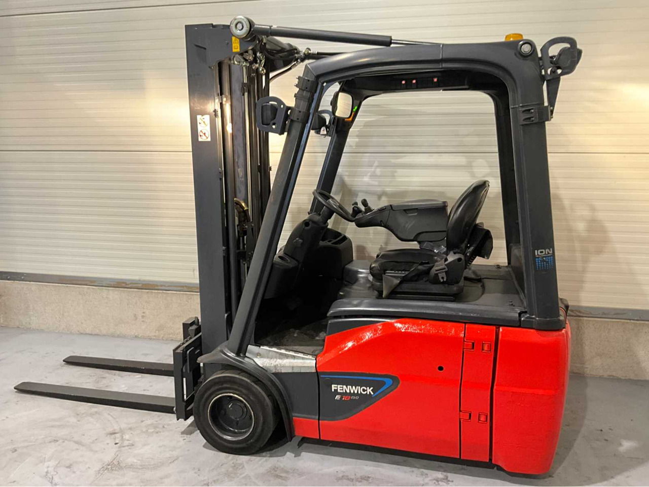 2017 LINDE E18-02 1800KG LI-ION 4171HOUR FORKLIFT - Xe nâng: hình 3 2017 LINDE E18-02 1800KG LI-ION 4171HOUR FORKLIFT - Xe nâng: hình 3