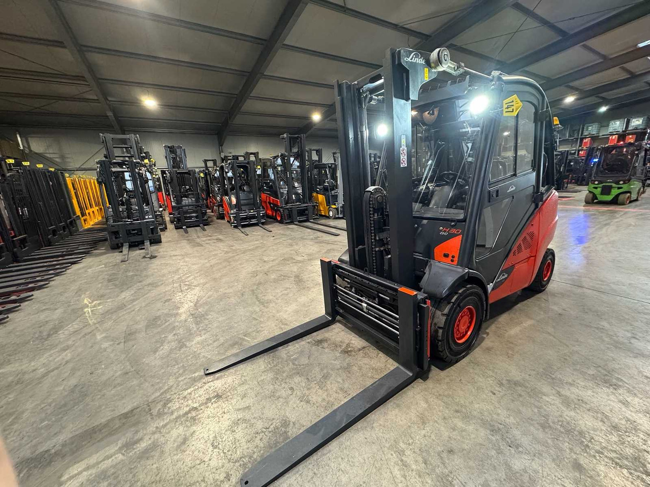 2017 SERVICE + UVV 11/2026 LINDE H30D EVO 3,000KG DUPLEX FREE LIFT 3RD + 4TH VALVE FORK ADJUSTER DIESEL FORKLIFT FORKLIFT 4,702 HOURS. - Xe nâng: hình 3 2017 SERVICE + UVV 11/2026 LINDE H30D EVO 3,000KG DUPLEX FREE LIFT 3RD + 4TH VALVE FORK ADJUSTER DIESEL FORKLIFT FORKLIFT 4,702 HOURS. - Xe nâng: hình 3