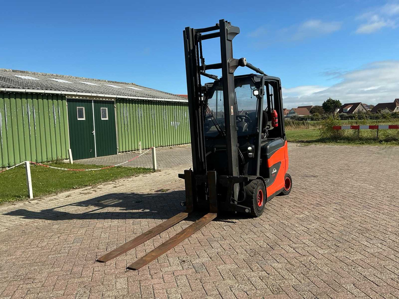 2018 LINDE E25PH-01/600 FORKLIFT TRUCK - Xe nâng: hình 4 2018 LINDE E25PH-01/600 FORKLIFT TRUCK - Xe nâng: hình 4