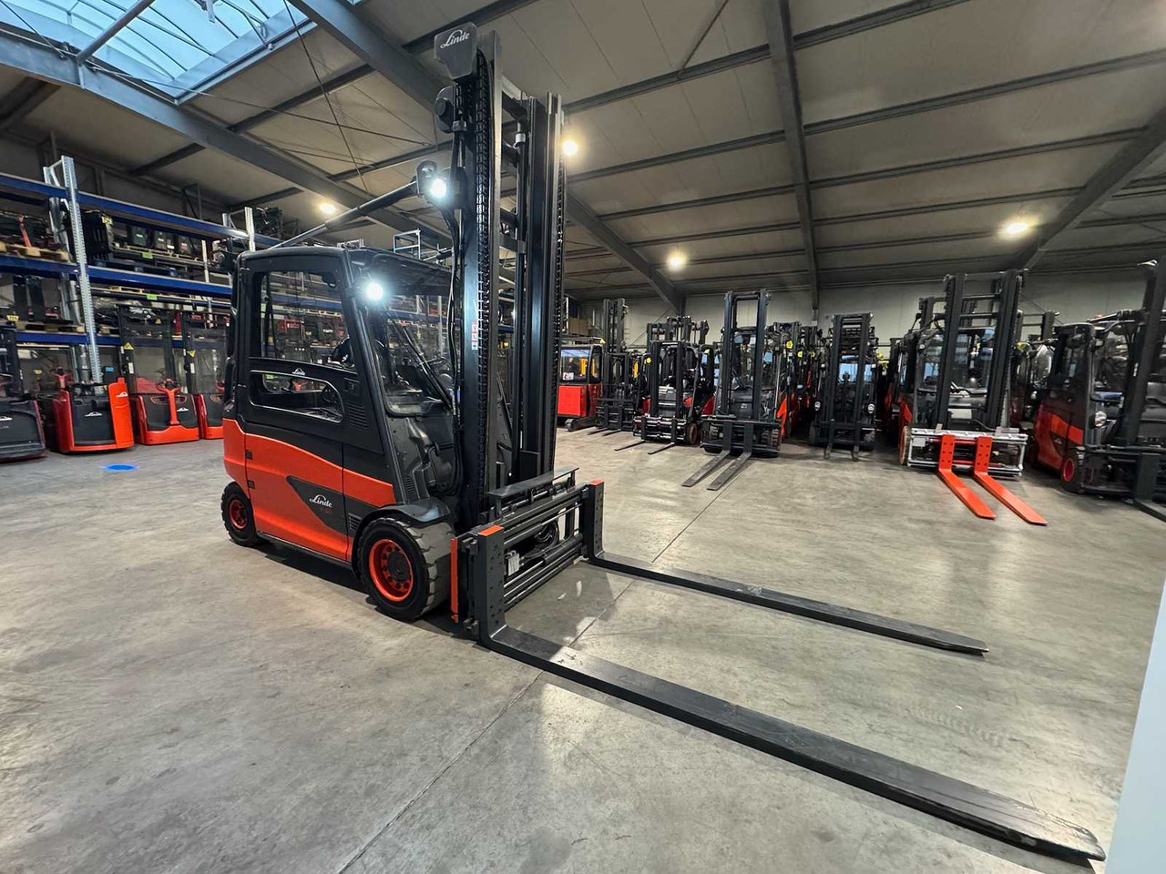 2018 SERVICE+UVV 11/2026 LINDE E50HL 5.000KG 3.+4. - Xe nâng: hình 5 2018 SERVICE+UVV 11/2026 LINDE E50HL 5.000KG 3.+4. - Xe nâng: hình 5