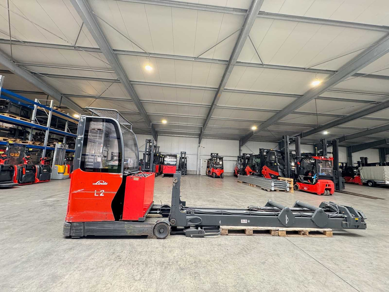 2020 LINDE R16HD ELECTRIC FORKLIFT REACH TRUCK 10 METERS LIFTING HEIGHT CAB 12,911 HOURS - Xe nâng: hình 2 2020 LINDE R16HD ELECTRIC FORKLIFT REACH TRUCK 10 METERS LIFTING HEIGHT CAB 12,911 HOURS - Xe nâng: hình 2