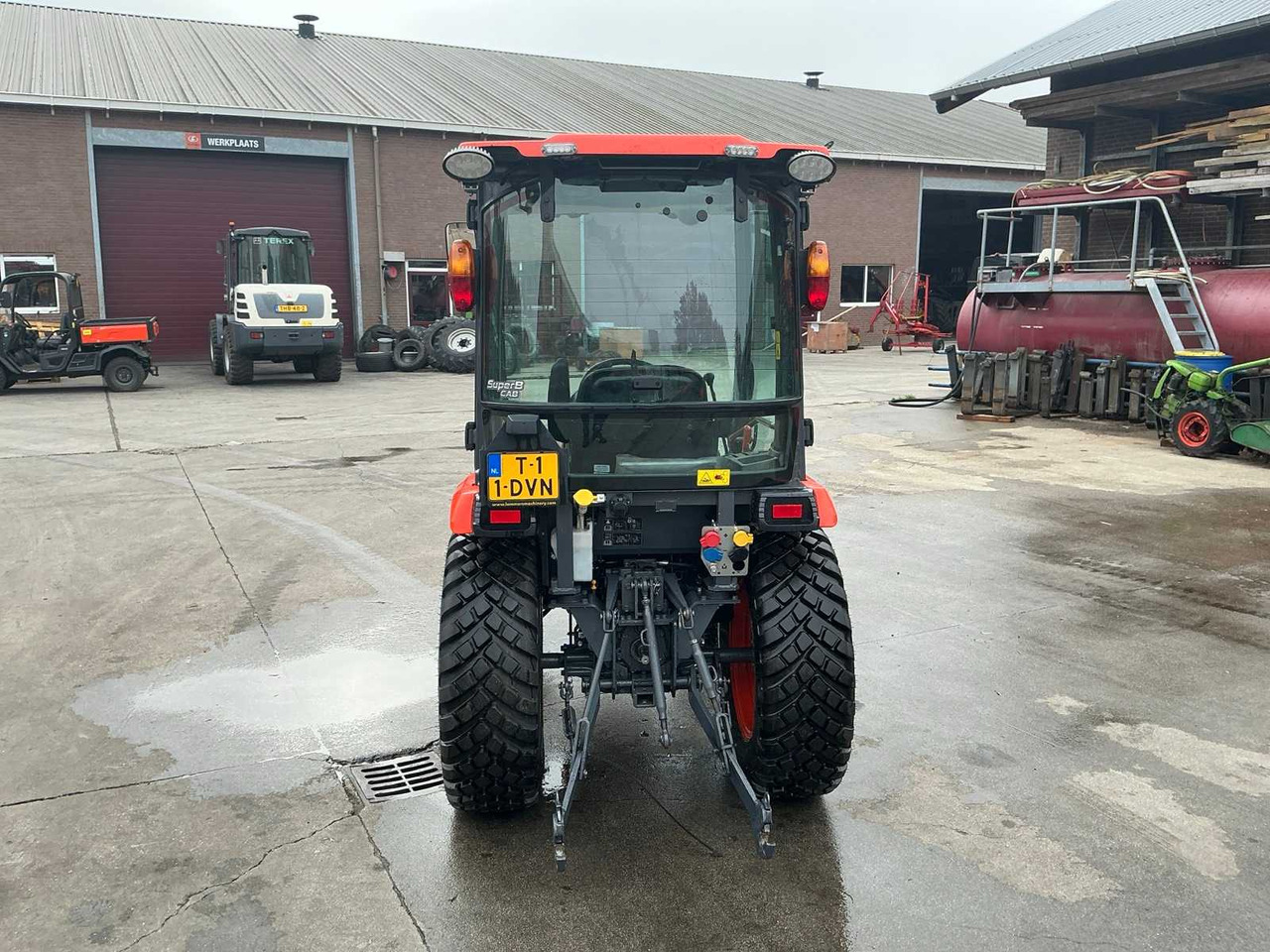 2022 KUBOTA B2261 FOUR WHEEL DRIVE FARM TRACTOR - Máy cày: hình 3 2022 KUBOTA B2261 FOUR WHEEL DRIVE FARM TRACTOR - Máy cày: hình 3