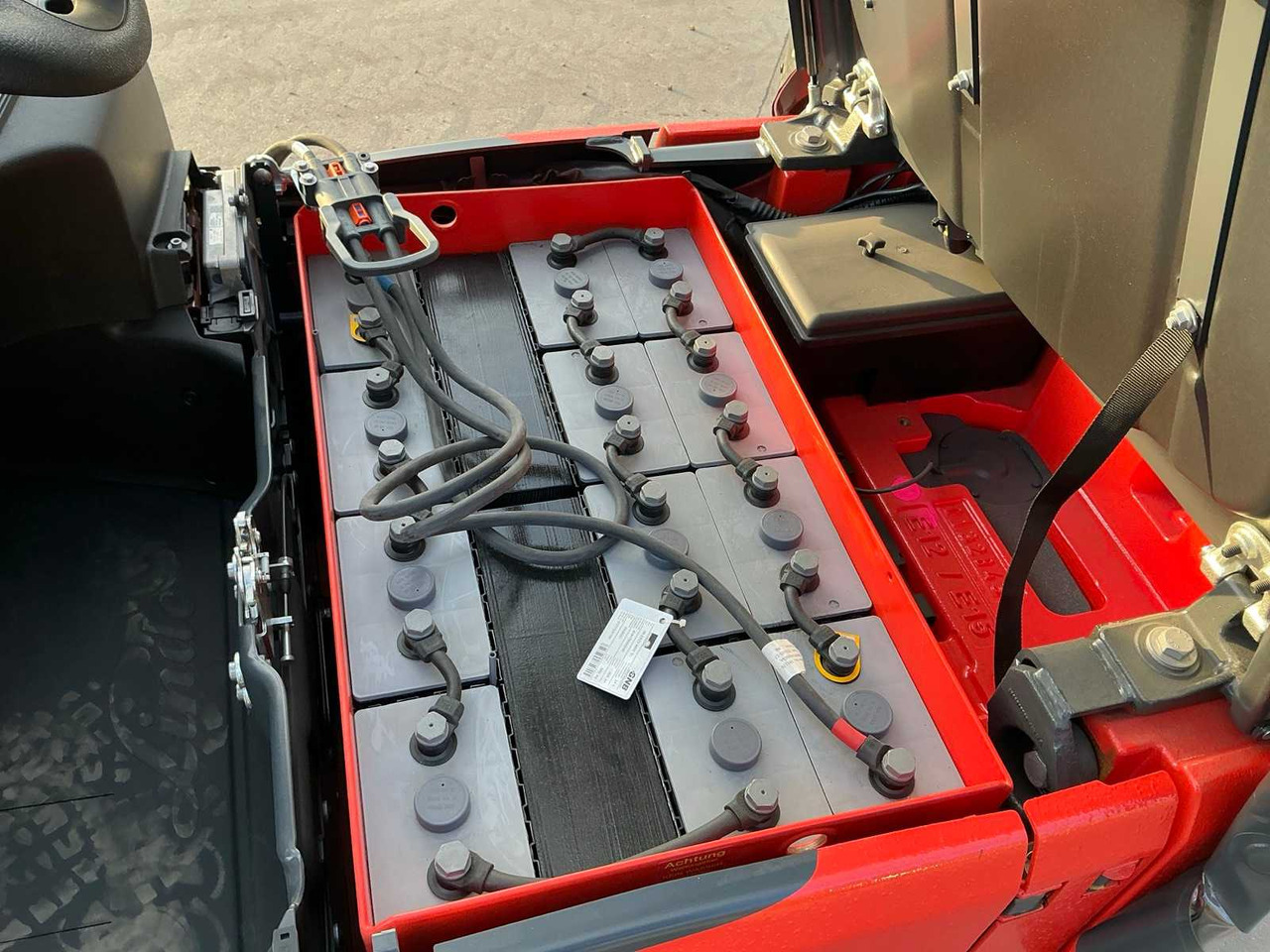 2023 LINDE E15-02 FORKLIFT - Xe nâng: hình 4 2023 LINDE E15-02 FORKLIFT - Xe nâng: hình 4