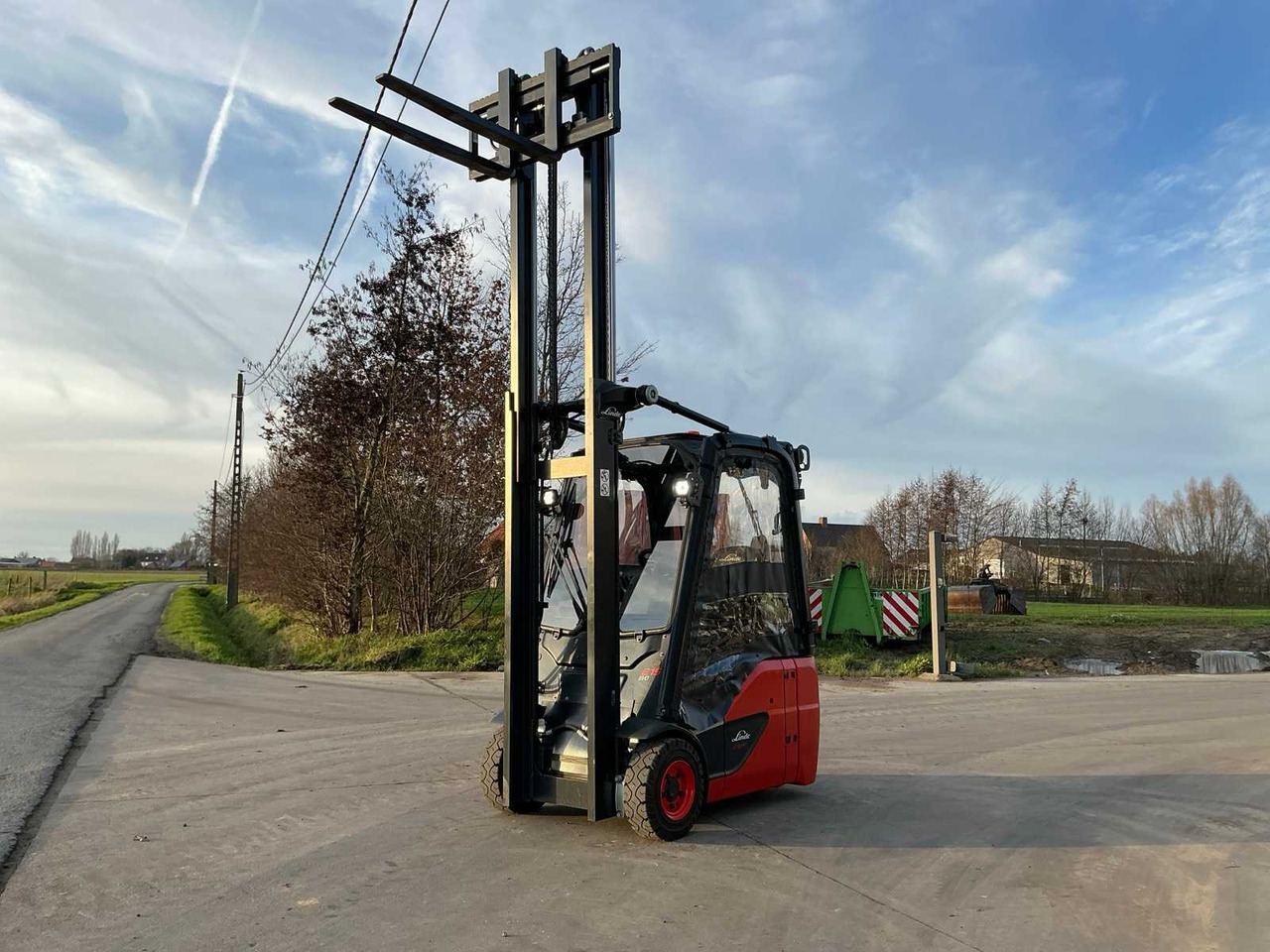 2023 LINDE E15-02 FORKLIFT - Xe nâng: hình 3 2023 LINDE E15-02 FORKLIFT - Xe nâng: hình 3