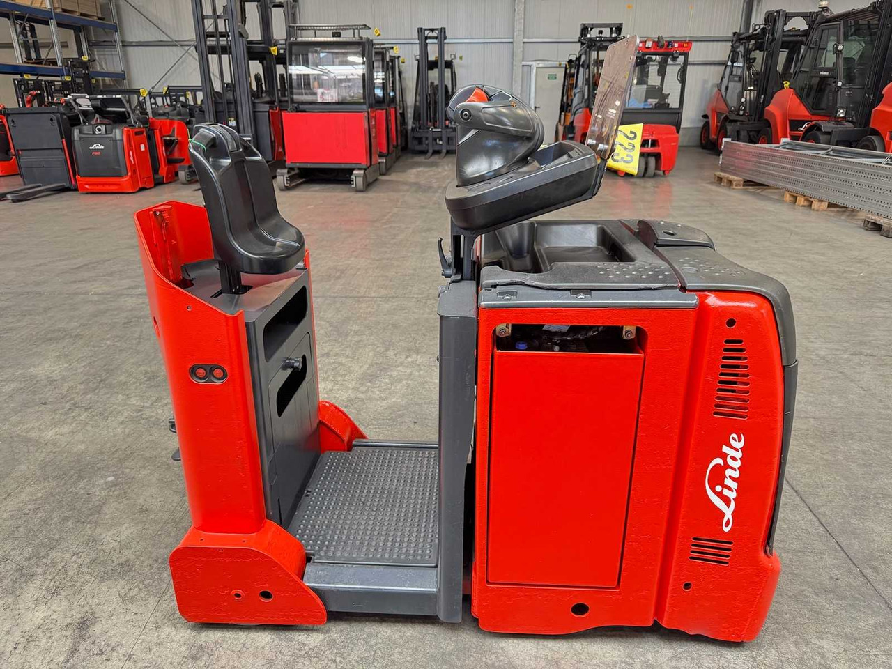 2023 SERVICE + UVV 06/2026 LINDE P50C 5.000KG TRACTOR TOWING VEHICLE TRACTOR 2.633 HOURS 500AH BATTERY - Xe nâng: hình 2 2023 SERVICE + UVV 06/2026 LINDE P50C 5.000KG TRACTOR TOWING VEHICLE TRACTOR 2.633 HOURS 500AH BATTERY - Xe nâng: hình 2