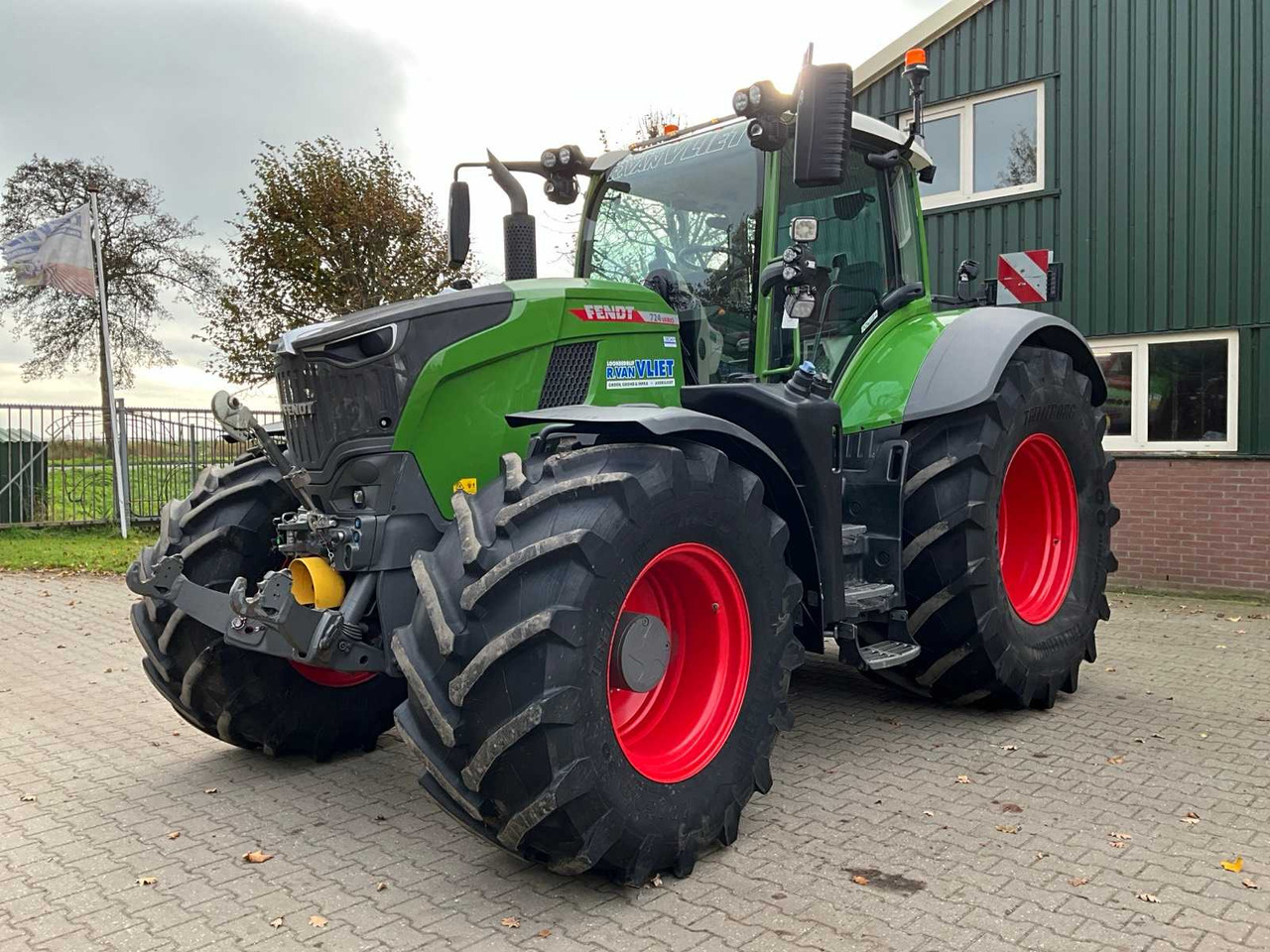 2024 FENDT 724 ALL-WHEEL DRIVE AGRICULTURAL TRACTOR - Máy cày: hình 1 2024 FENDT 724 ALL-WHEEL DRIVE AGRICULTURAL TRACTOR - Máy cày: hình 1