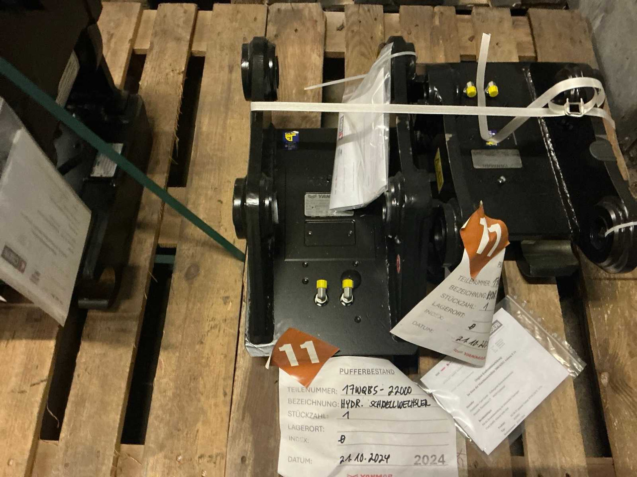 2024 YANMAR HC08-2V QUICK COUPLER, HYDR. - Máy xúc lật bánh lốp: hình 3 2024 YANMAR HC08-2V QUICK COUPLER, HYDR. - Máy xúc lật bánh lốp: hình 3