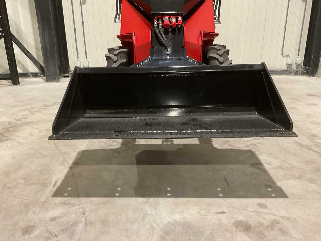 Máy xúc lật bánh lốp 2025 RHINO-CROSS SSL480 SHOVEL: hình 16 Máy xúc lật bánh lốp 2025 RHINO-CROSS SSL480 SHOVEL: hình 16