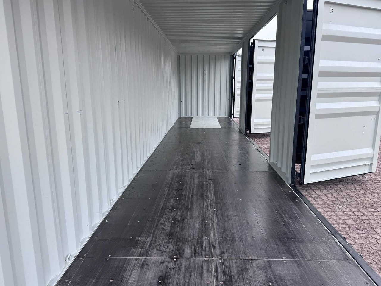 Container biển 40ft High Cube shipping container with 3 side doors: hình 20